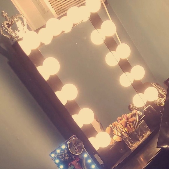 Impressions vanity mirror
